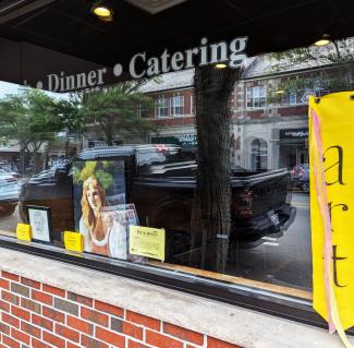 Sketch and painting at Comella's